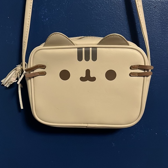 Hot Topic Bags Pusheen Purse Poshmark